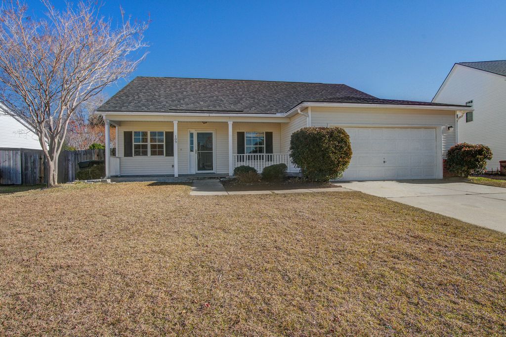 109 Brogun Loch Trail, Goose Creek, SC 29445