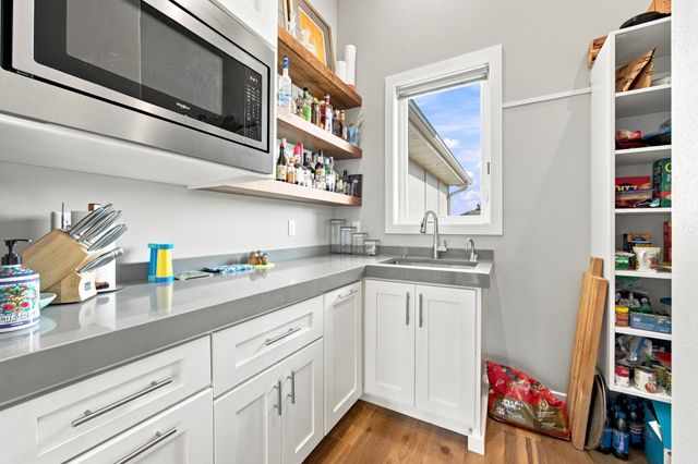 4150 Furnberg Place S, Fargo, ND 58104