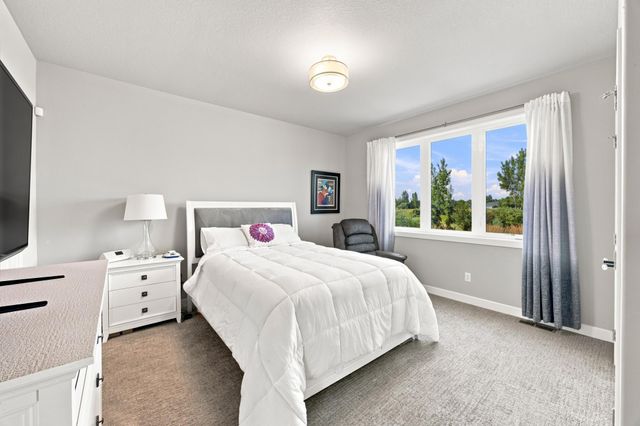 4150 Furnberg Place S, Fargo, ND 58104