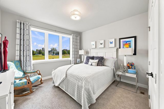 4150 Furnberg Place S, Fargo, ND 58104