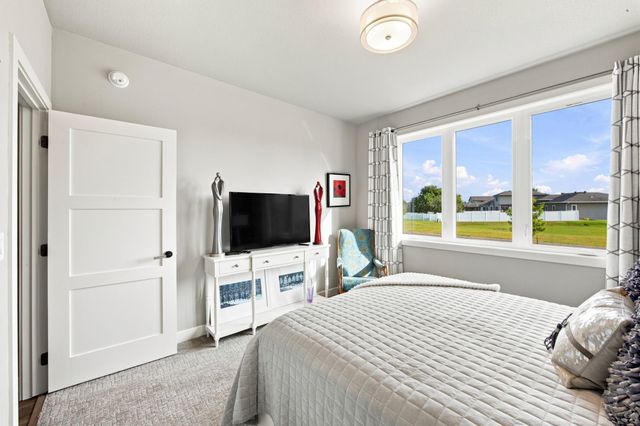 4150 Furnberg Place S, Fargo, ND 58104