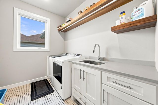 4150 Furnberg Place S, Fargo, ND 58104