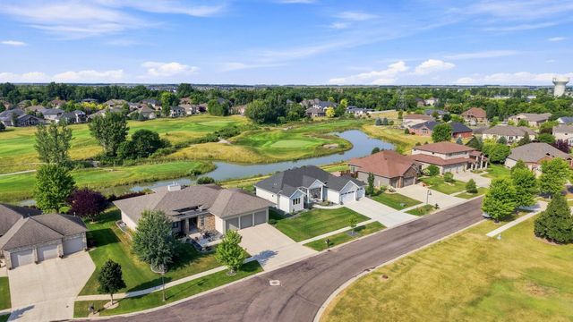 4150 Furnberg Place S, Fargo, ND 58104