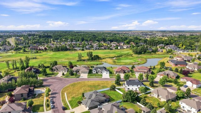 4150 Furnberg Place S, Fargo, ND 58104