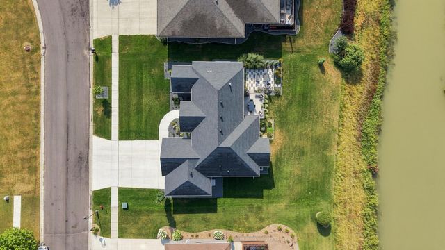 4150 Furnberg Place S, Fargo, ND 58104
