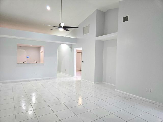 5912 NW 93rd Ter, Tamarac, FL 33321