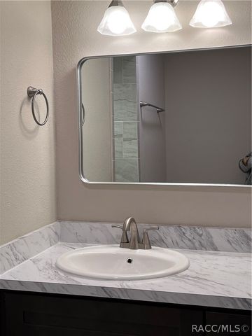 11249 W Bayshore Drive, Crystal River, FL 34429