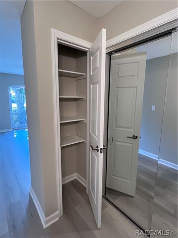 11249 W Bayshore Drive, Crystal River, FL 34429