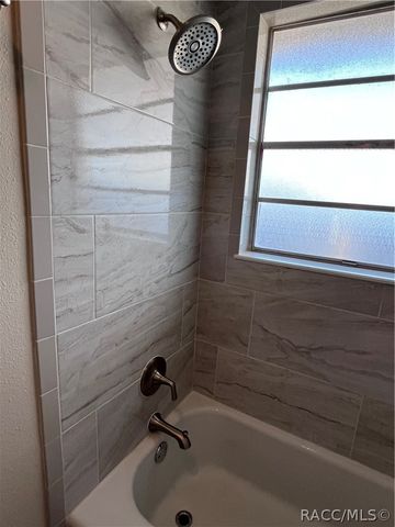 11249 W Bayshore Drive, Crystal River, FL 34429