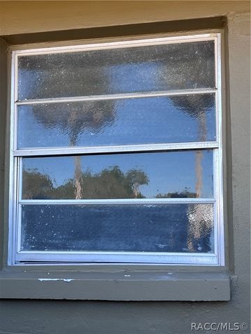 11249 W Bayshore Drive, Crystal River, FL 34429