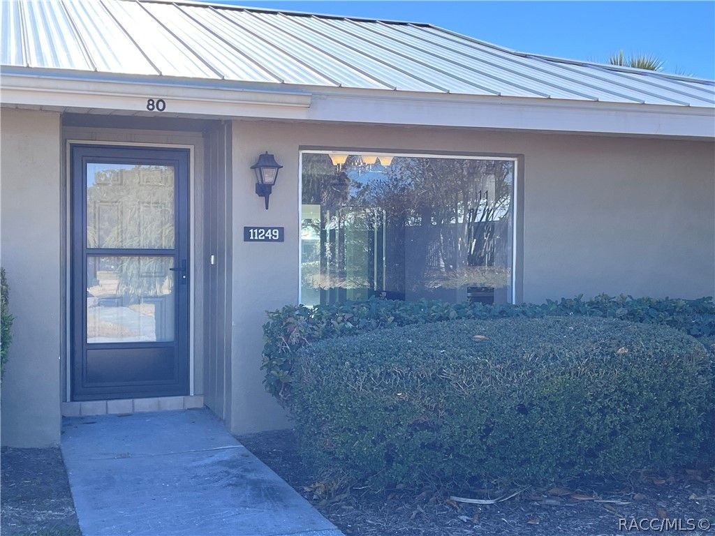 11249 W Bayshore Drive, Crystal River, FL 34429