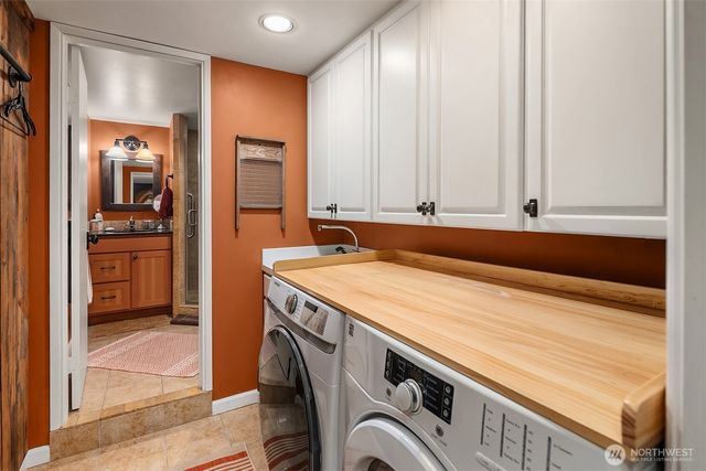 9225 Olympic View Drive, Edmonds, WA 98020