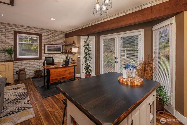 9225 Olympic View Drive, Edmonds, WA 98020