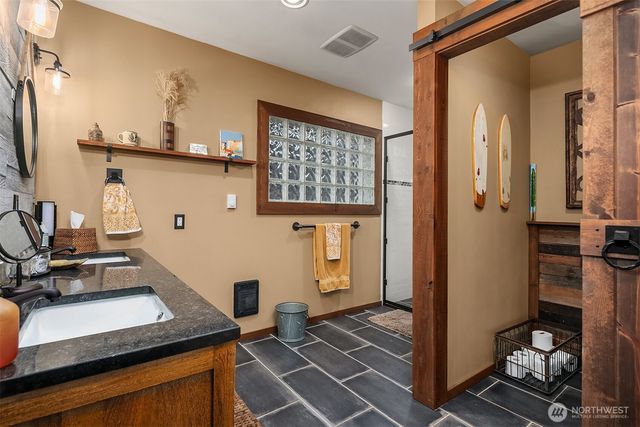 9225 Olympic View Drive, Edmonds, WA 98020