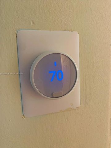 17021 N Bay Rd 318, Sunny Isles Beach, FL 33160