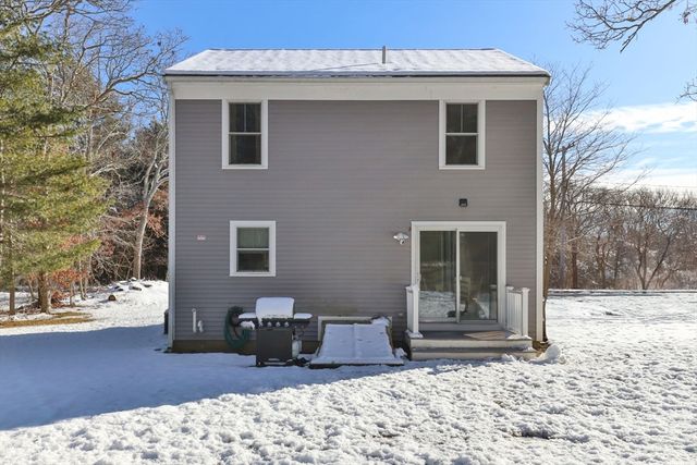 1597 Santuit-Newtown Rd, Barnstable, MA 02635