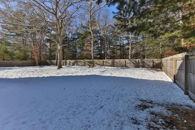 1597 Santuit-Newtown Rd, Barnstable, MA 02635
