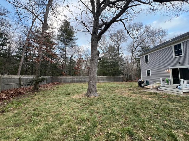 1597 Santuit-Newtown Rd, Barnstable, MA 02635