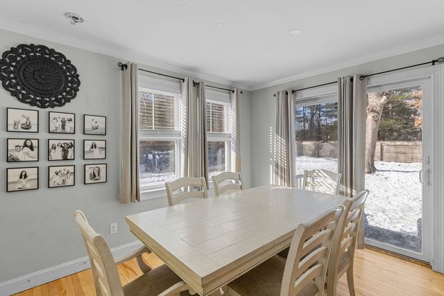 1597 Santuit-Newtown Rd, Barnstable, MA 02635