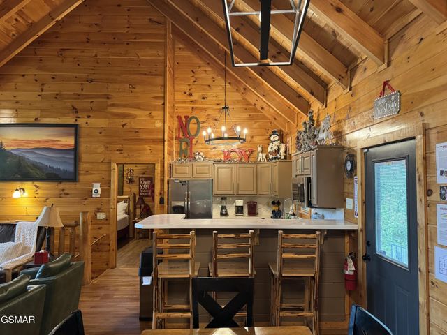 3764 Ivy Way, Sevierville, TN 37876