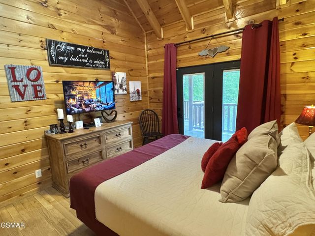 3764 Ivy Way, Sevierville, TN 37876