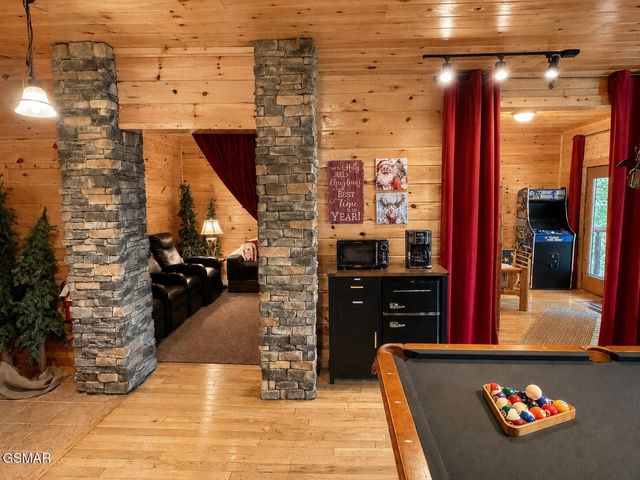 3764 Ivy Way, Sevierville, TN 37876
