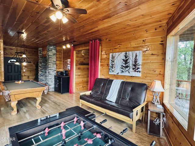 3764 Ivy Way, Sevierville, TN 37876