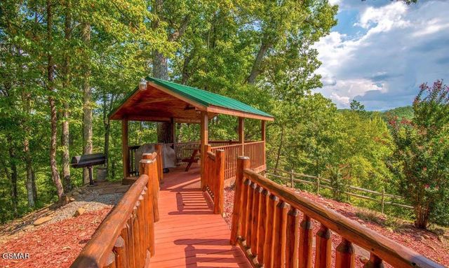 3764 Ivy Way, Sevierville, TN 37876
