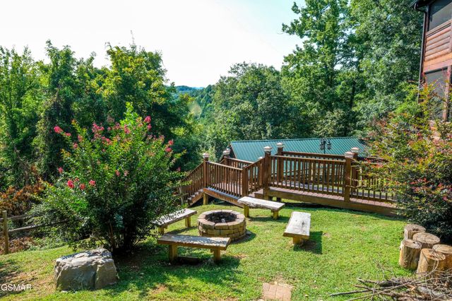 3764 Ivy Way, Sevierville, TN 37876
