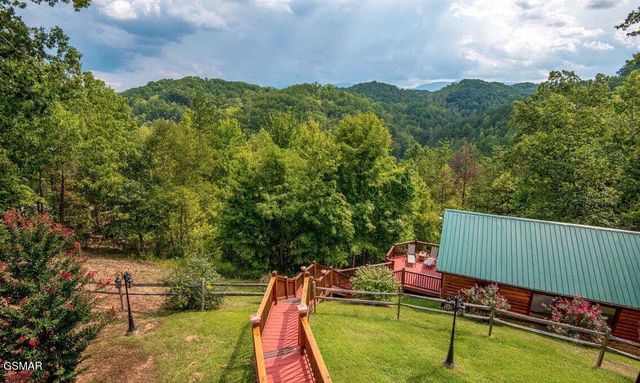 3764 Ivy Way, Sevierville, TN 37876