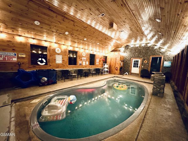 3764 Ivy Way, Sevierville, TN 37876