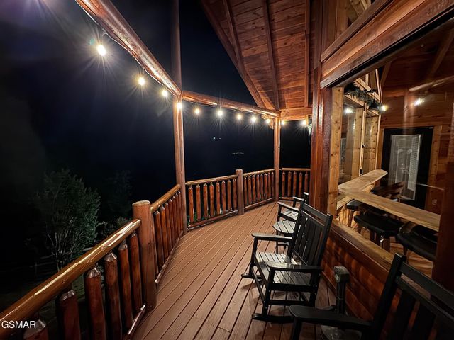 3764 Ivy Way, Sevierville, TN 37876