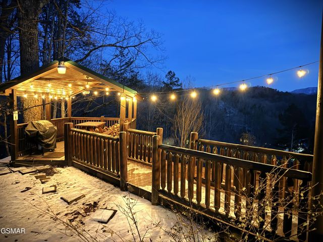 3764 Ivy Way, Sevierville, TN 37876