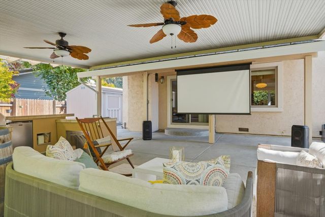 371 Rivertree, Sacramento, CA 95831