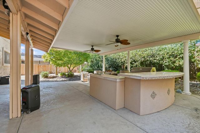 371 Rivertree, Sacramento, CA 95831