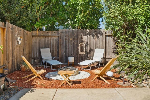 371 Rivertree, Sacramento, CA 95831