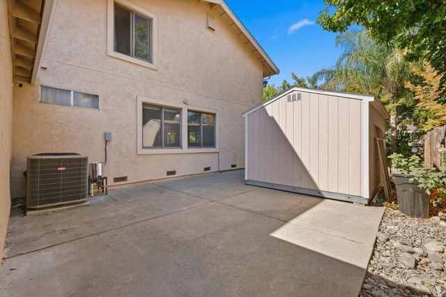 371 Rivertree, Sacramento, CA 95831