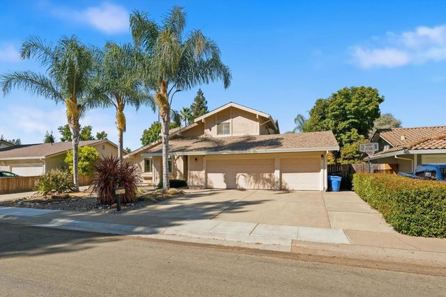 371 Rivertree, Sacramento, CA 95831
