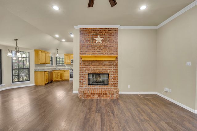 706 Janis Street, Granbury, TX 76049