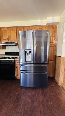 820 S Venoy Road, Westland, MI 48186
