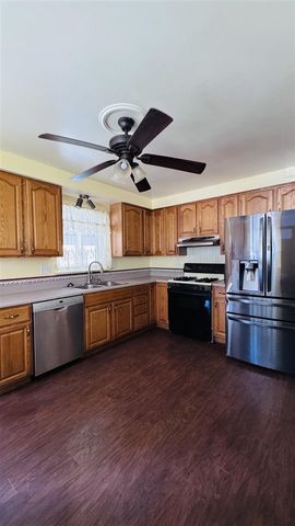 820 S Venoy Road, Westland, MI 48186