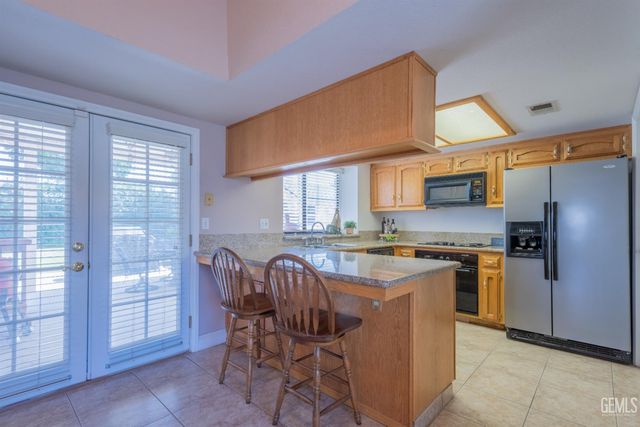 14001 San Lazaro Avenue, Bakersfield, CA 93314