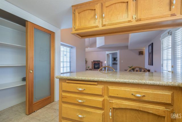 14001 San Lazaro Avenue, Bakersfield, CA 93314