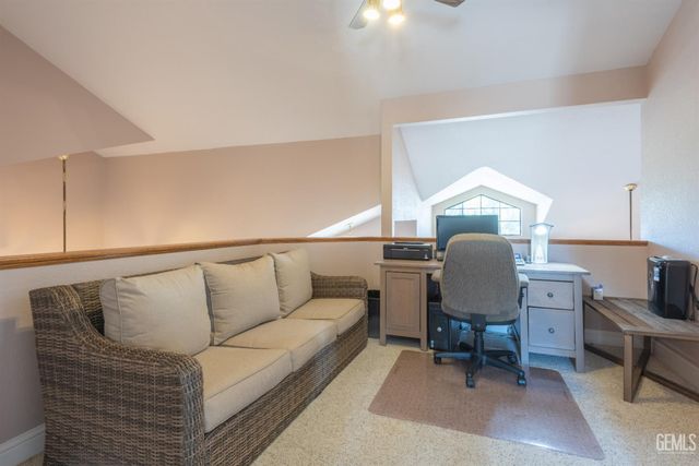14001 San Lazaro Avenue, Bakersfield, CA 93314