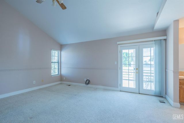 14001 San Lazaro Avenue, Bakersfield, CA 93314