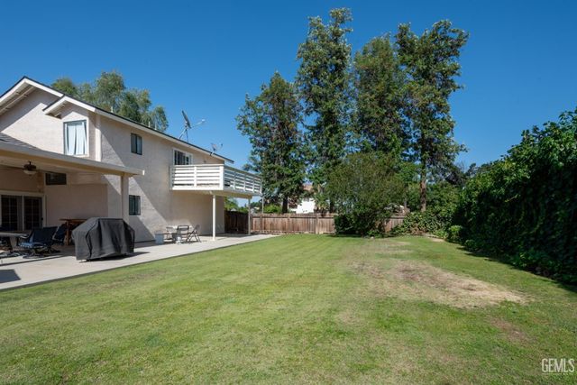 14001 San Lazaro Avenue, Bakersfield, CA 93314