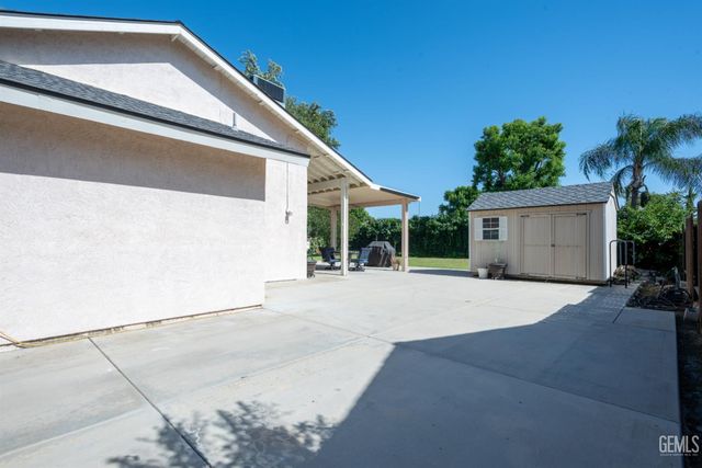 14001 San Lazaro Avenue, Bakersfield, CA 93314