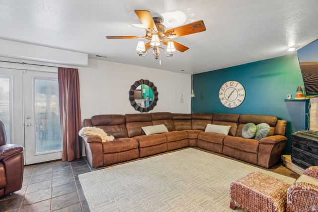 12183 S 2920 W, Riverton, UT 84065