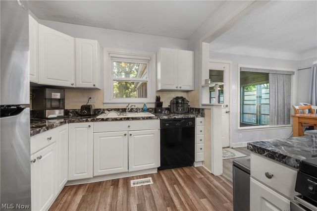 991 Reeve Road, Elyria, OH 44035