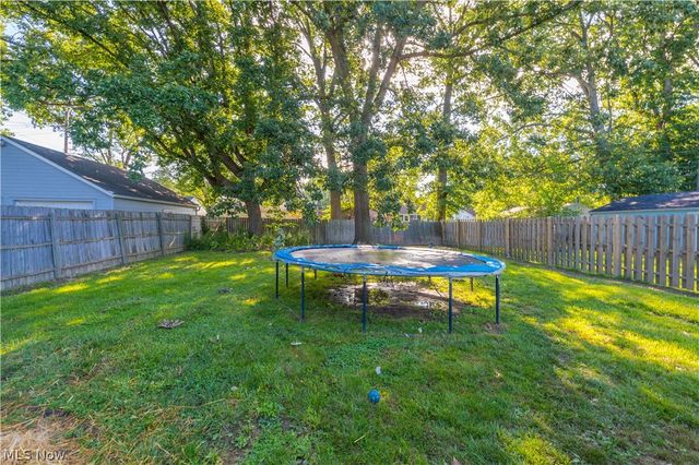 991 Reeve Road, Elyria, OH 44035